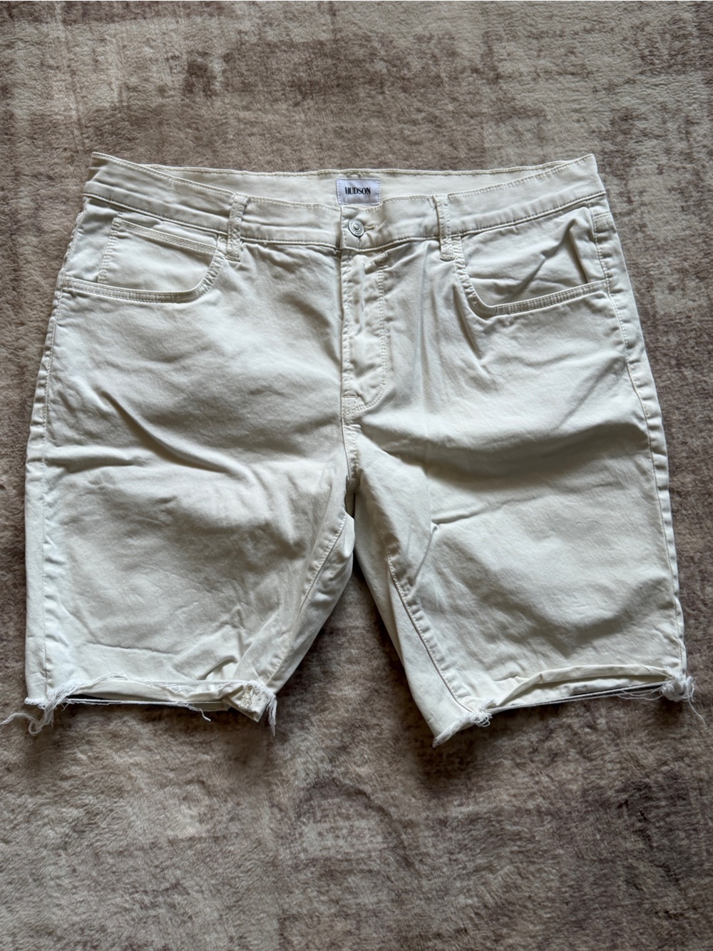 Hudson Jeans — Men’s Cream / Off-white Denim Shorts — Size 36